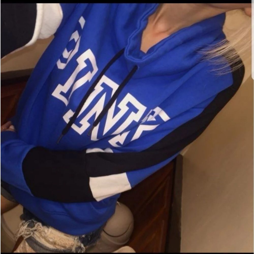 worn once VS PINK colorblock crew sweater size S - Picture 2 of 6